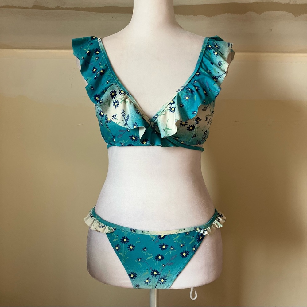 Aerie Blue Floral Printed Ruffle Wrap Bikini Set in Tidal Blue size Small - Picture 3 of 11